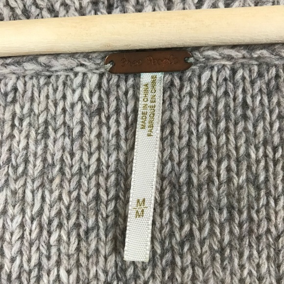 Free People Sweater - Picture 4 of 5